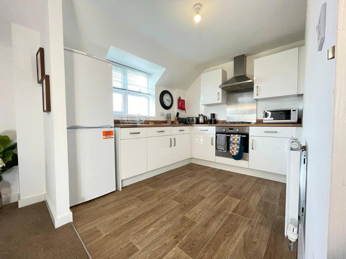 Cosy 2Br Retreat, Near Uni & Qe Hospital, Parking Apartment Birmingham Bagian luar foto
