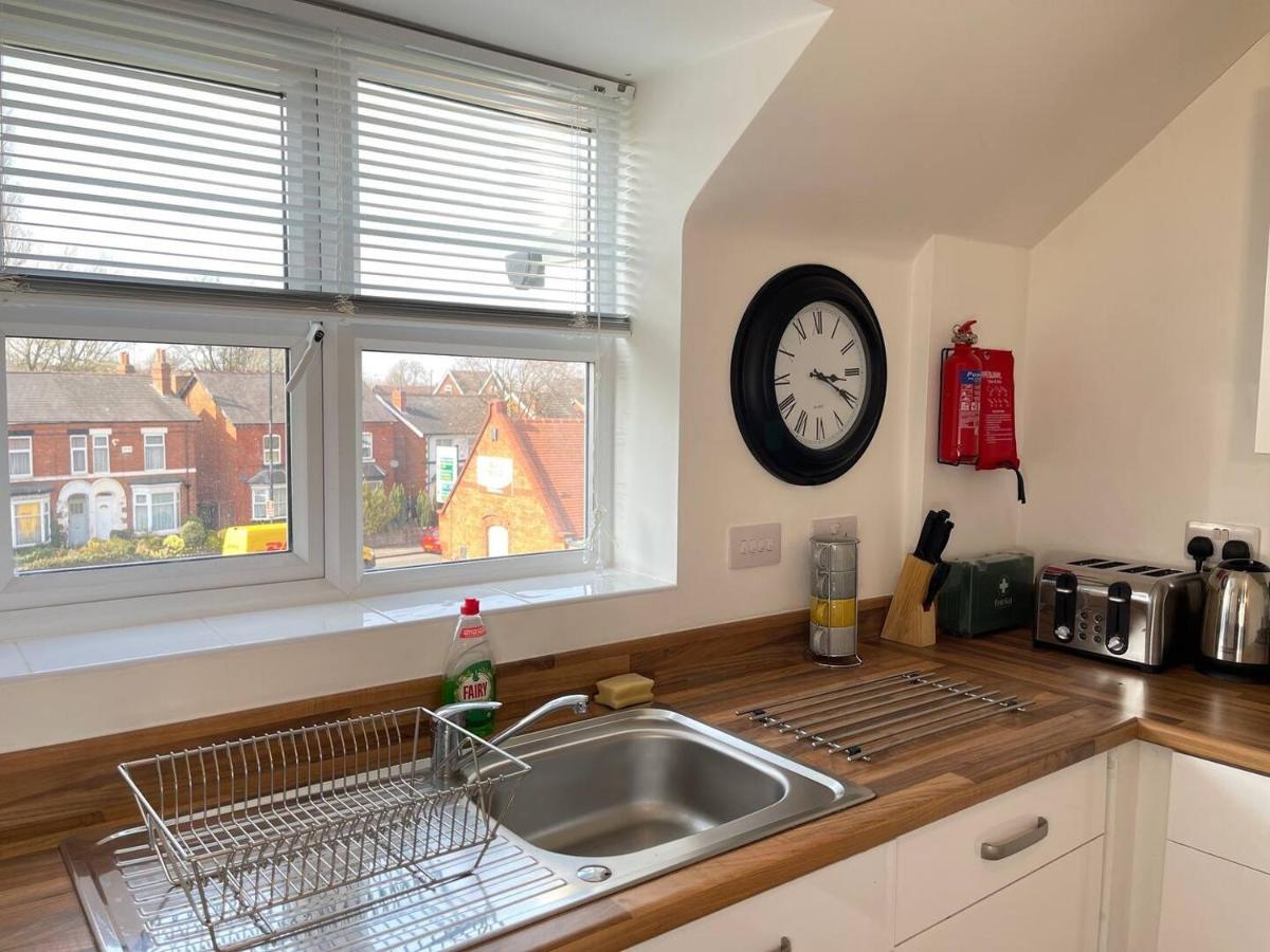 Cosy 2Br Retreat, Near Uni & Qe Hospital, Parking Apartment Birmingham Bagian luar foto